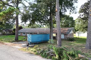 614 Pine Cir, Pasadena, TX 77586 - Photo 3
