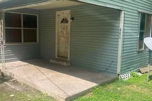 406 4th St, Orange, TX 77630 - Photo 3