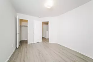 220 Blue Crane St, Huntsville, TX 77320 - Photo 11