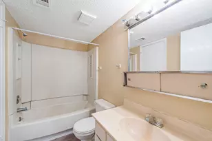 6315 Cattails Ln, Houston, TX 77035 - Photo 23