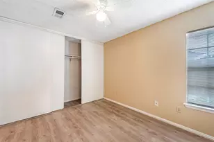6315 Cattails Ln, Houston, TX 77035 - Photo 25