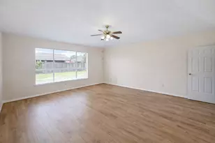 13623 Eldridge Springs Way, Houston, TX 77083 - Photo 17