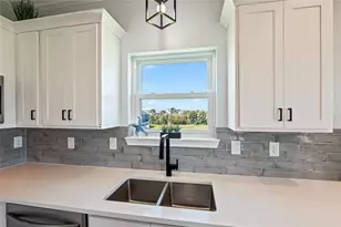 3920 2nd St, Galveston, TX 77554 - Photo 7