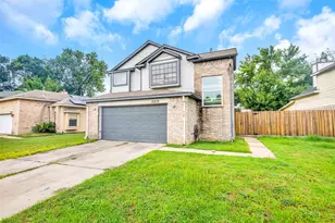 3810 Storm Creek Dr, Houston, TX 77088 - Photo 1