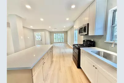 9010 Roos Road, Houston, TX 77036 - Photo 19