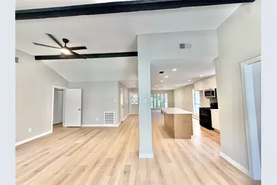 9010 Roos Road, Houston, TX 77036 - Photo 15