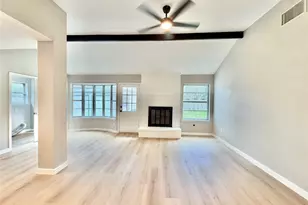 9010 Roos Rd, Houston, TX 77036 - Photo 23