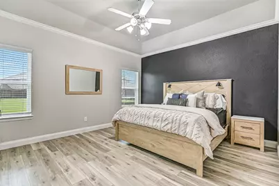 305 Bordeaux Court, Alvin, TX 77511 - Photo 17