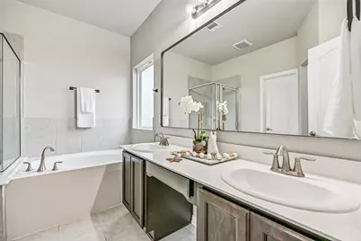 305 Bordeaux Court, Alvin, TX 77511 - Photo 15