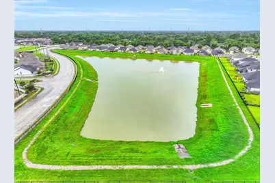 305 Bordeaux Court, Alvin, TX 77511 - Photo 33