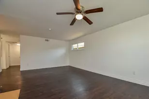 8810 Ilona Ln, Houston, TX 77025 - Photo 7