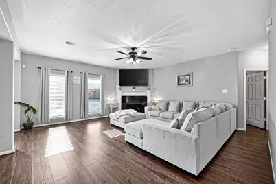 2221 Tracy Way, Deer Park, TX 77536 - Photo 11