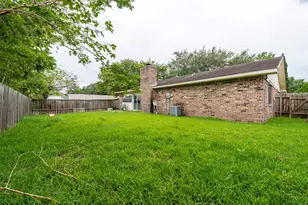 15702 Mendocino Dr, Houston, TX 77083 - Photo 23