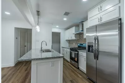 7302 Marilyn Lane, Houston, TX 77016 - Photo 7
