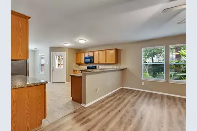 34 W Sage Creek Place, The Woodlands, TX 77382 - Photo 13