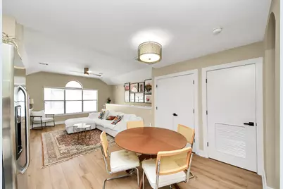 5941 South Loop E #203, Houston, TX 77033 - Photo 9