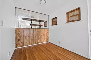 6307 Pineshade Ln, Houston, TX 77008 - Photo 7