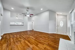 2014 Powder Mist Ln, Katy, TX 77449 - Photo 9