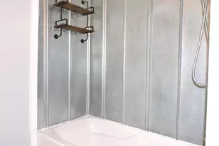 2227 10th St, Port Neches, TX 77651 - Photo 13