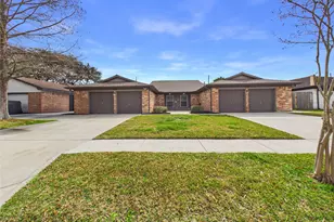 1322 / 1324 Bellgrove Dr, Seabrook, TX 77586 - Photo 1