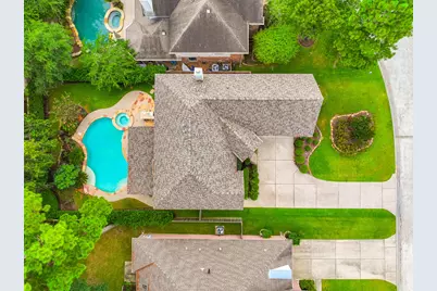 7 Stickley Court, The Woodlands, TX 77382 - Photo 31