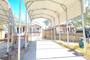 5 St Charles Bay Dr, Rockport, TX 78382 - Photo 5