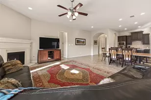 28435 Sycamore Falls Ln, Fulshear, TX 77441 - Photo 9