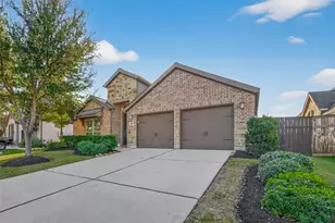 28435 Sycamore Falls Ln, Fulshear, TX 77441 - Photo 3