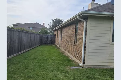 2406 Santiago Lane, League City, TX 77573 - Photo 5