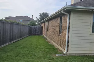 2406 Santiago Ln, League City, TX 77573 - Photo 5
