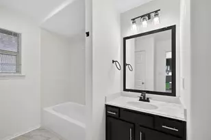15807 Sonoma Park Dr, Houston, TX 77049 - Photo 35