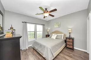 11726 W Grand Pond Dr, Montgomery, TX 77356 - Photo 29