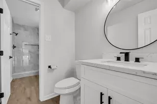 1907 Trixie Ln, Houston, TX 77042 - Photo 9