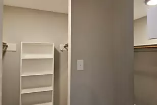 7887 Kendalia Dr, Houston, TX 77036 - Photo 15