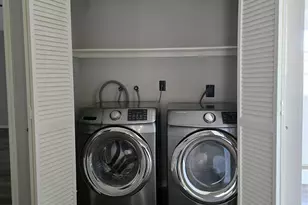 7887 Kendalia Dr, Houston, TX 77036 - Photo 9