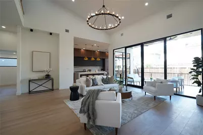 4708 Laurel St, Bellaire, TX 77401 - Photo 9