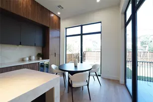 4708 Laurel St, Bellaire, TX 77401 - Photo 9