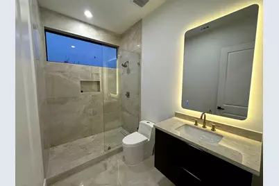 4708 Laurel St, Bellaire, TX 77401 - Photo 39