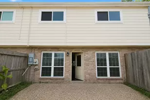 10318 Briar Forest Dr, Houston, TX 77042 - Photo 13