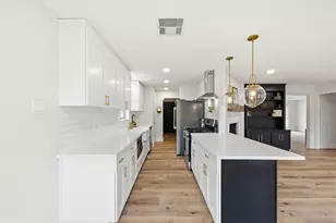 1201 Sandpiper Dr, Seabrook, TX 77586 - Photo 11