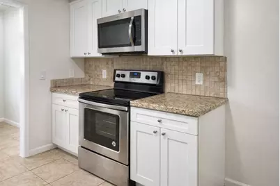 6619 Carver Road #B, Houston, TX 77091 - Photo 5