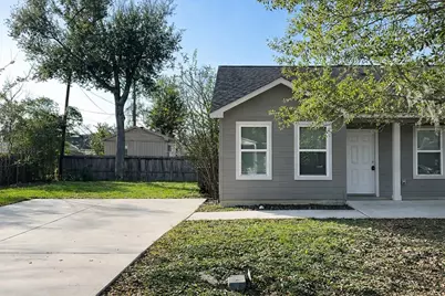 6619 Carver Road #B, Houston, TX 77091 - Photo 1