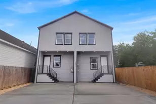 1311 E 33 St, Houston, TX 77022 - Photo 1