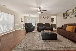 618 Bold Ruler Dr, Stafford, TX 77477 - Photo 5