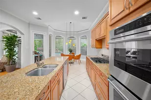 13622 Ashley Run, Houston, TX 77077 - Photo 11