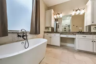 1126 W 16th St, Houston, TX 77008 - Photo 33