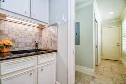 2911 Fontana Drive, Houston, TX 77043 - Photo 19