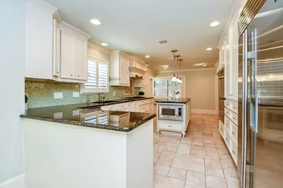 2911 Fontana Drive, Houston, TX 77043 - Photo 15