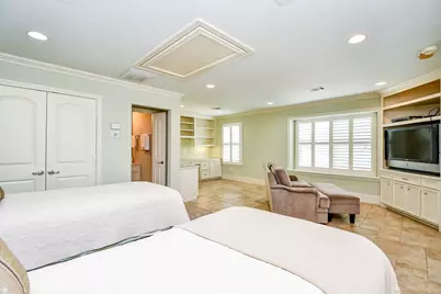 2911 Fontana Drive, Houston, TX 77043 - Photo 43