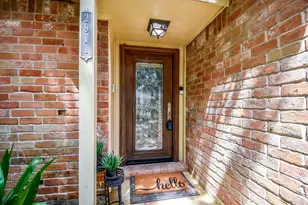 2911 Fontana Dr, Houston, TX 77043 - Photo 7